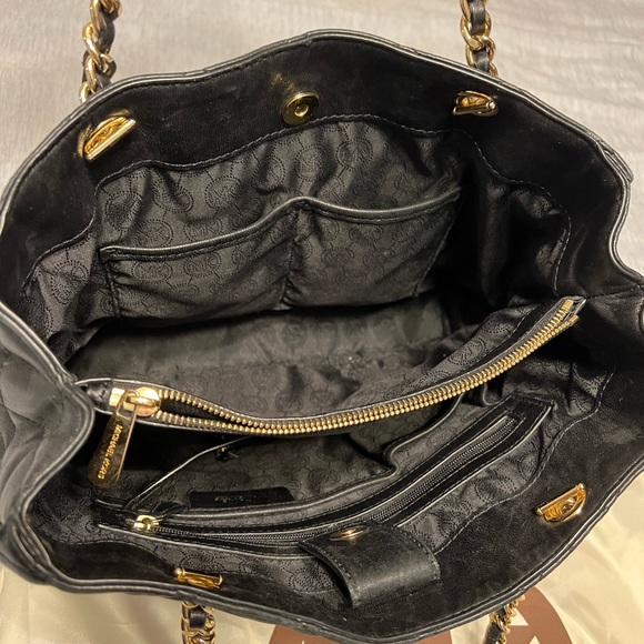 Michael Kors Bag - Picture 10 of 13